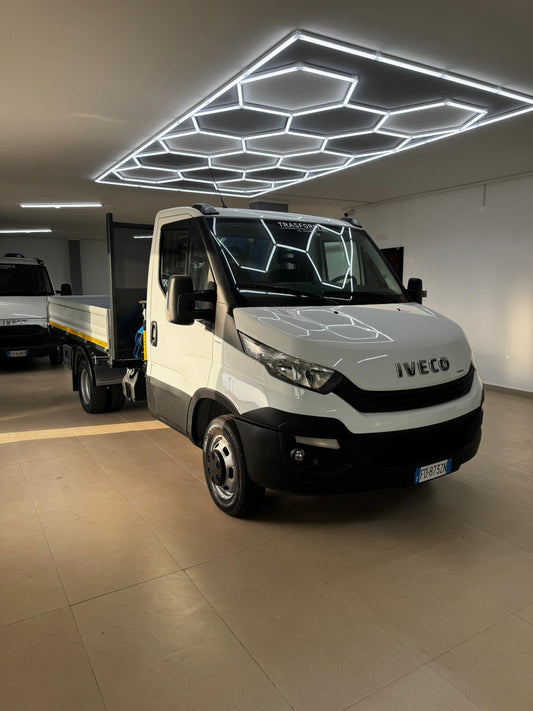 Iveco Daily 35-150 gru e ribaltabile