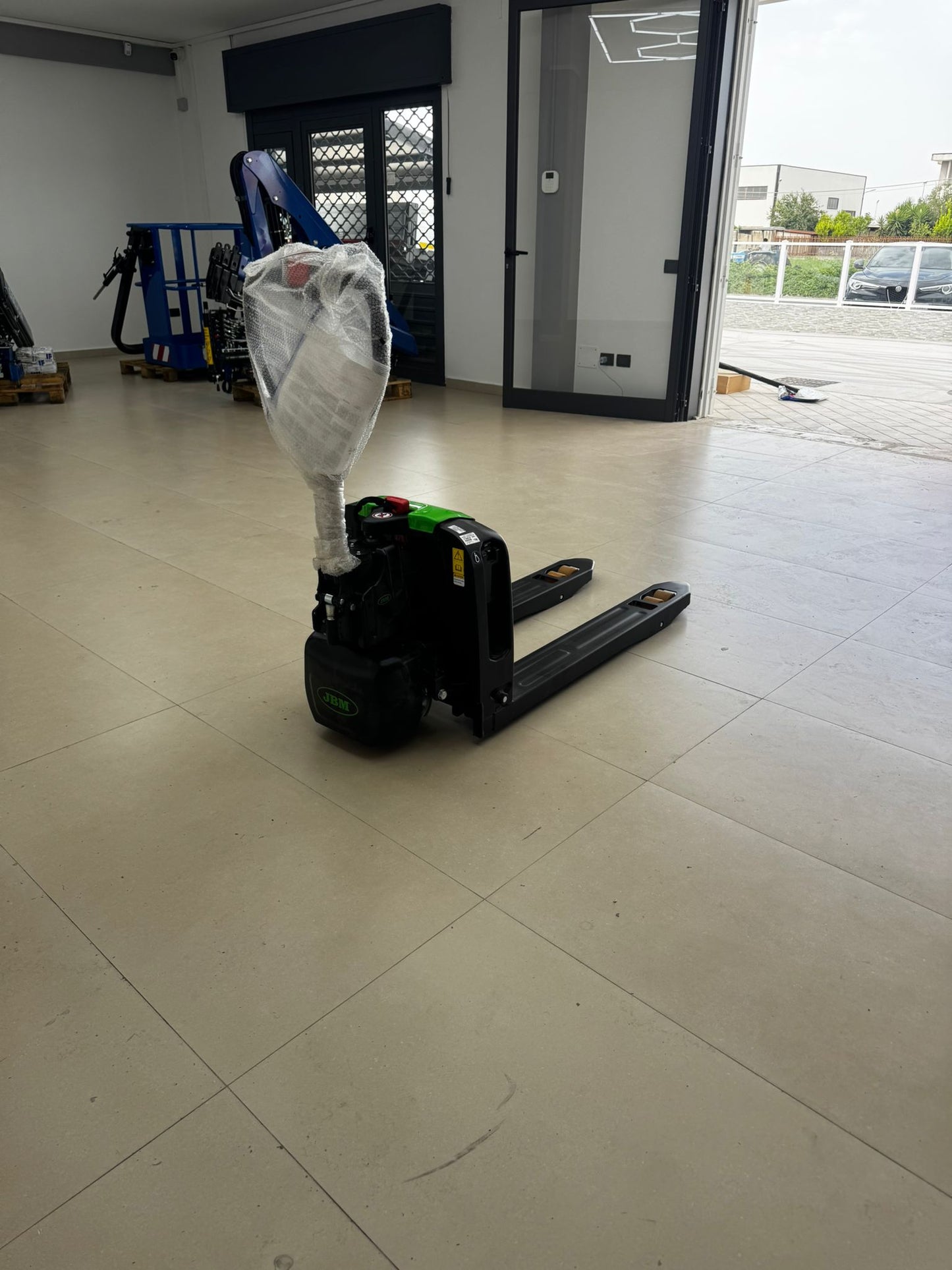 Carrello elevatore elettrico JBM 15Q